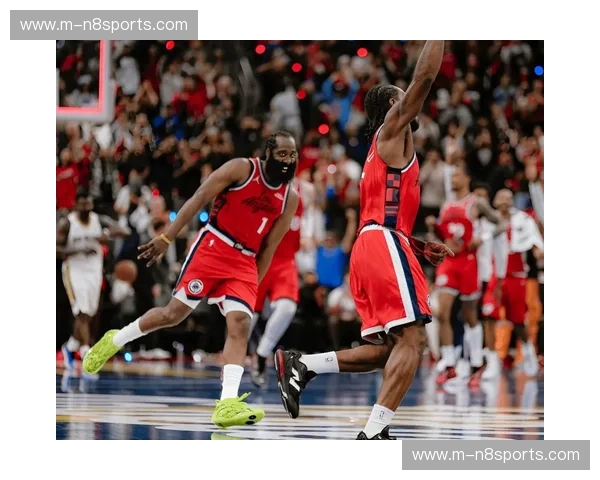 快船伦纳德赛后称赞卢指导 认为其战术布置清晰有效 快船伦纳德赛后称赞卢指导 认为其战术布置清晰有效